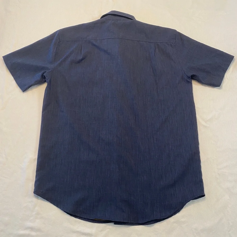 Orvis Short Sleeve Button Up Shirt - Picture 2 of 13